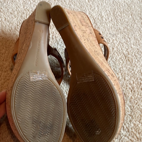 Tommy Hilfiger wedges - Picture 10 of 14